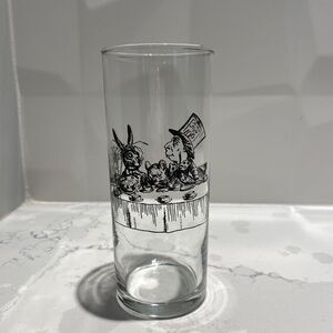 Fishs Eddy Alice In Wonderland Tea Party Drinking Glass Tumbler 6”